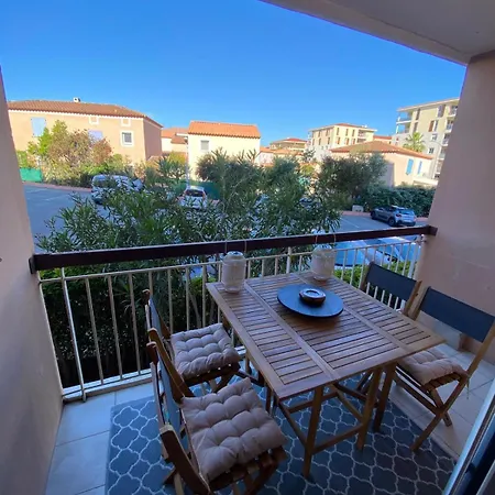 Le Georges A Proximite Plages Et Centre Apartment *