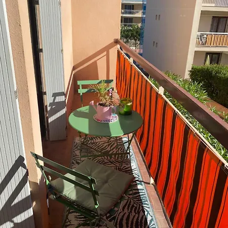 Le Georges A Proximite Plages Et Centre Apartment Saint-Raphael (Var)